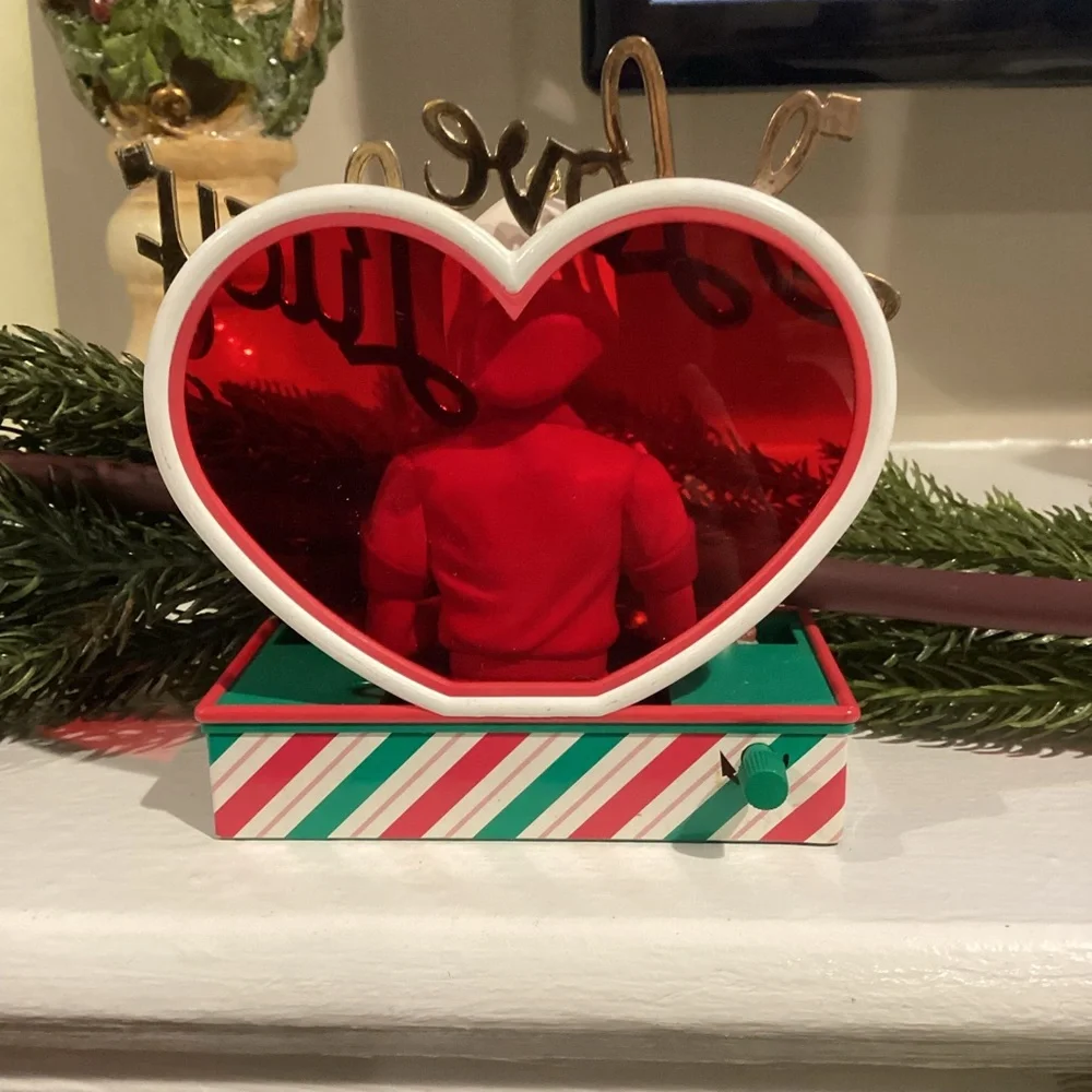 Vintage 2000 Carlton Cards I Love Lucy “Candy Factory” Christmas Tree Ornament - Picture 3 of 5